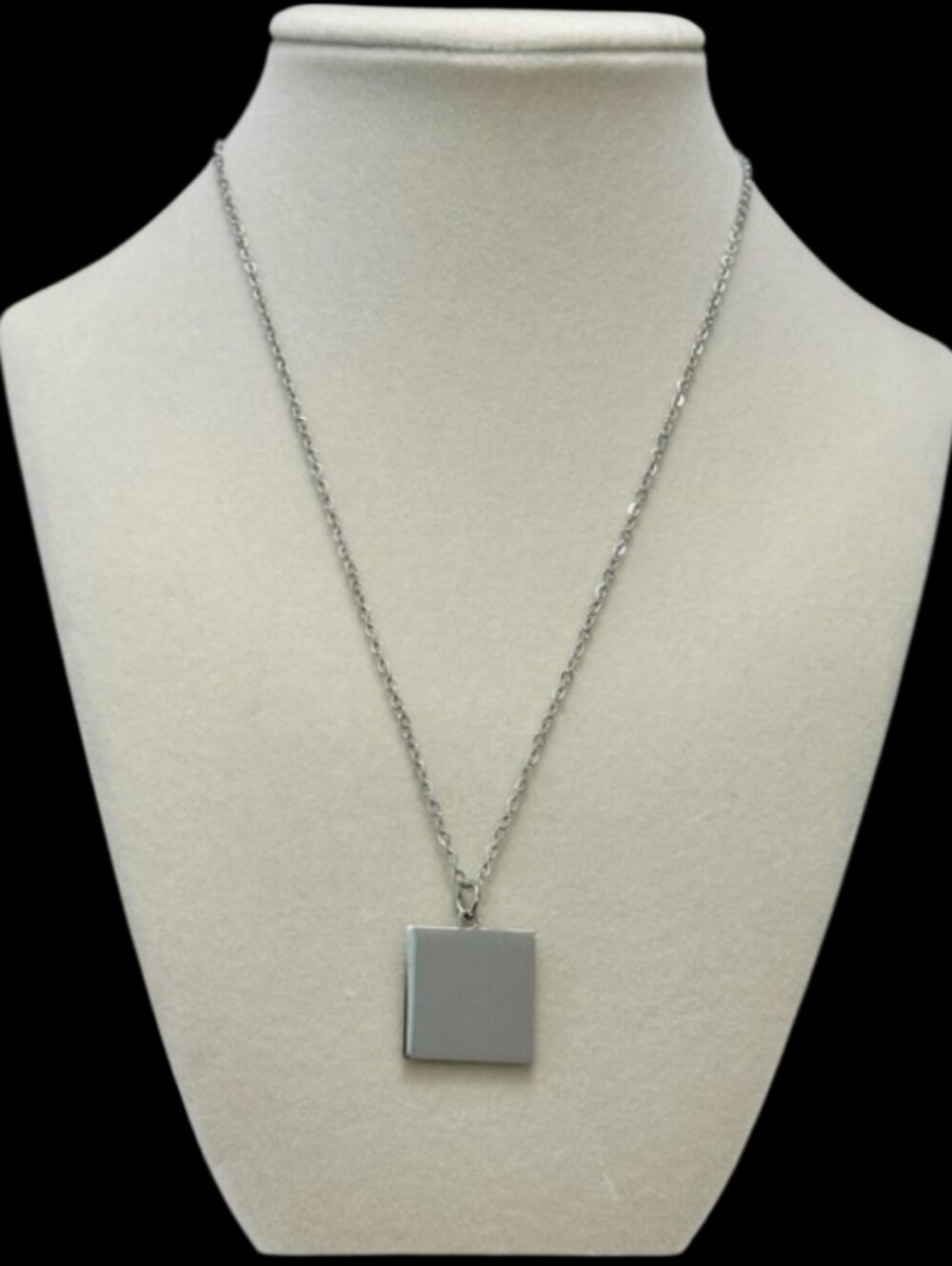 Silver Tone Necklace With Square Engravable Pendant
